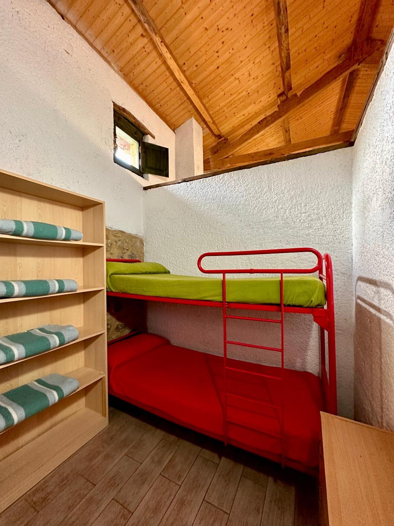 Albergue Valle De Arbas Cubillas de Arbas Екстериор снимка