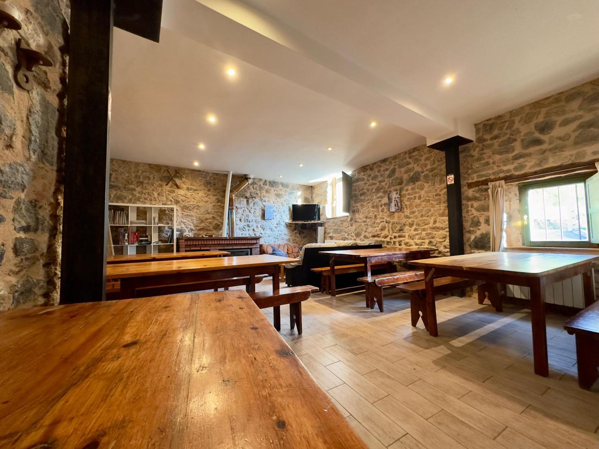 Albergue Valle De Arbas Cubillas de Arbas Екстериор снимка